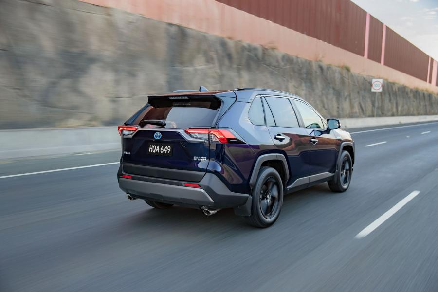  Toyota RAV4 Hybrid Cruiser 2019 года  (AU) (фото 4 из 21)